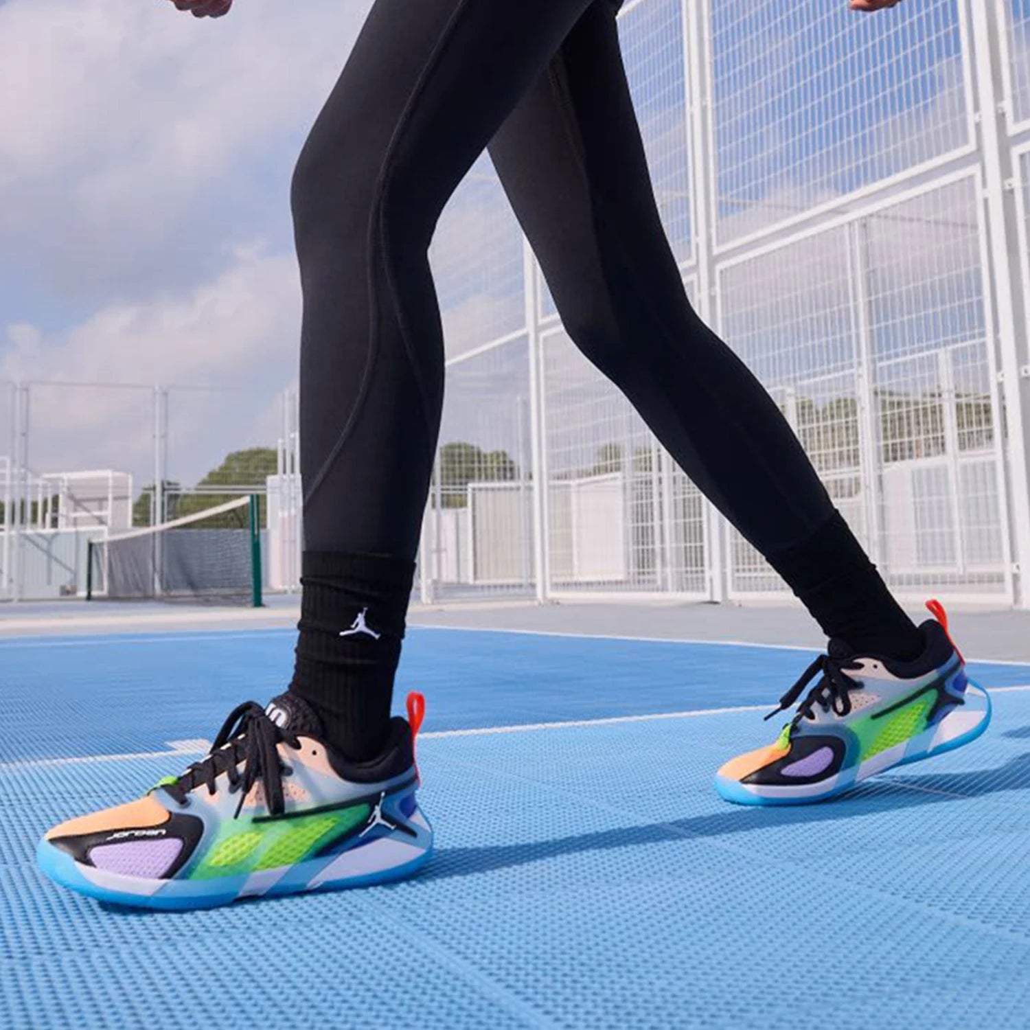 Women’s Low-Top Sports Sneakers – Breathable Cushioning